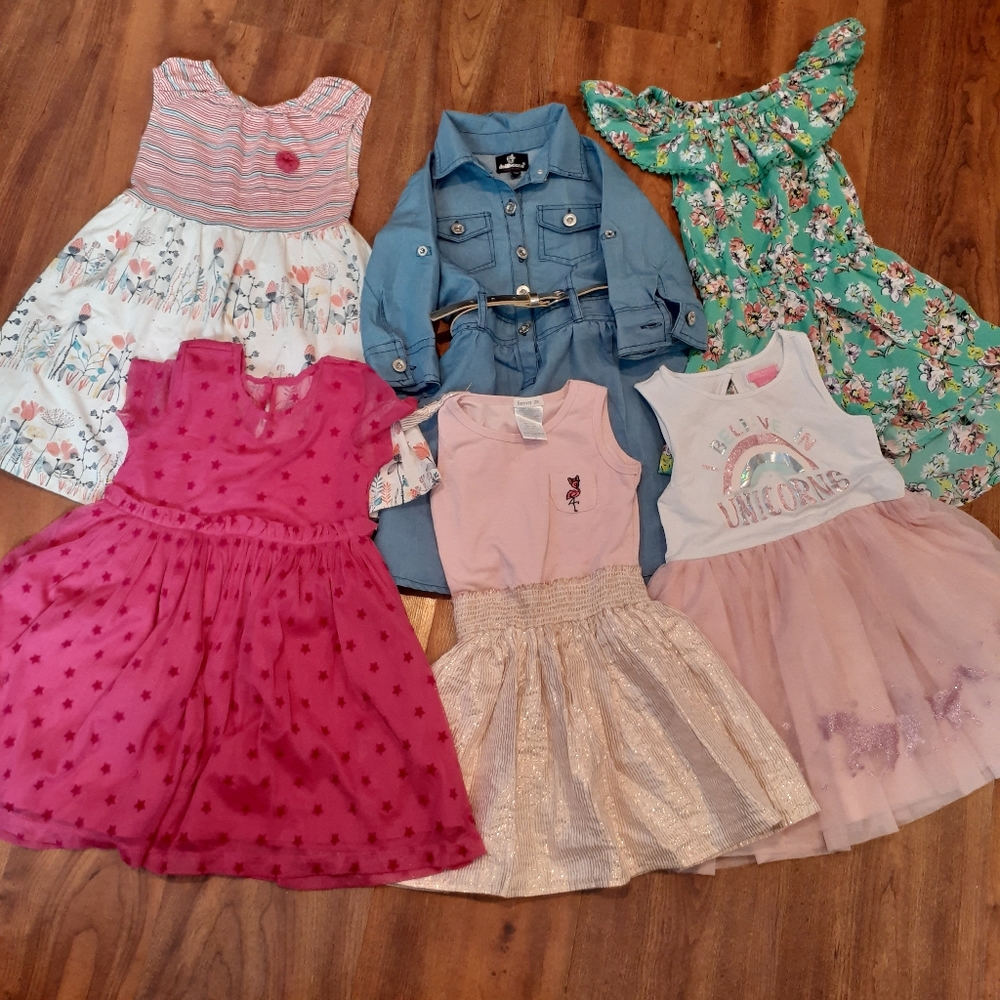 👗 Lot Dresses